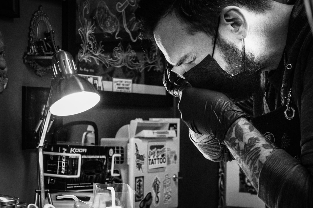 Mark Hladish, Dark Heart Tattoo